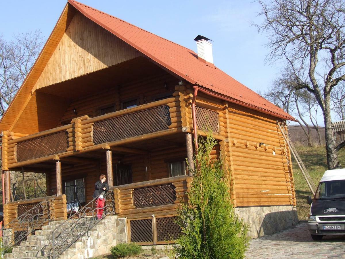 Творча Садиба Svalyava Extérieur photo
