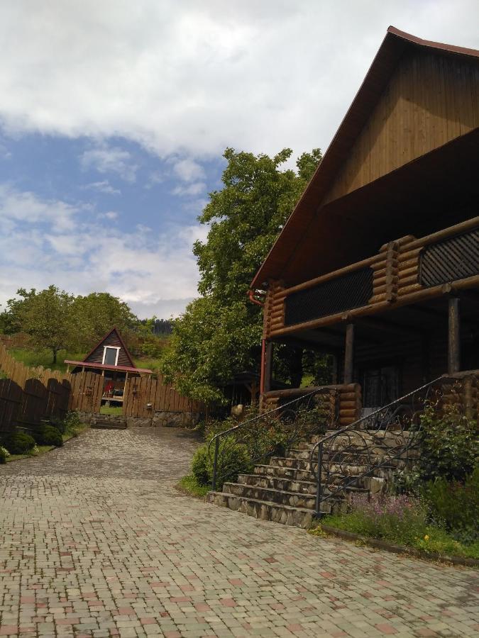 Творча Садиба Svalyava Extérieur photo